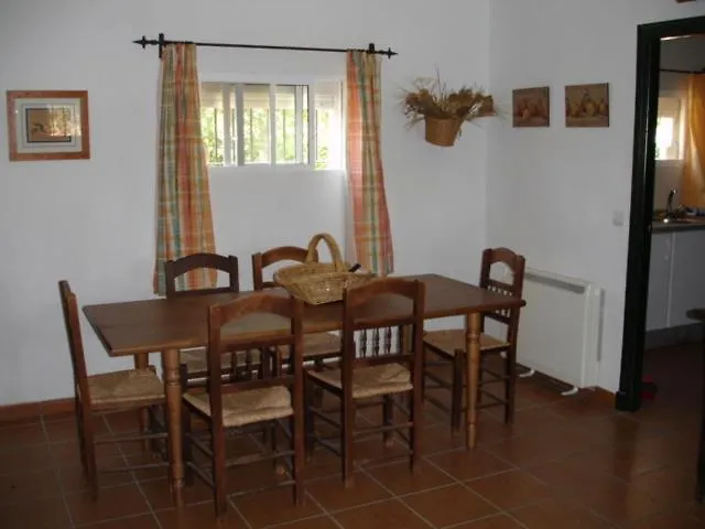 Cortijo La Cartuja De Alcantara *